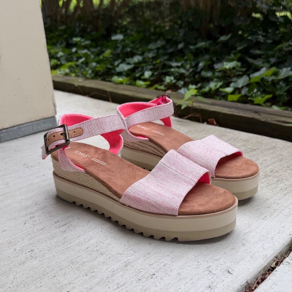 TOMS Diana Platform Wedge Sandals Womens 8.5 Espadrille Raspberry Pink Comfort